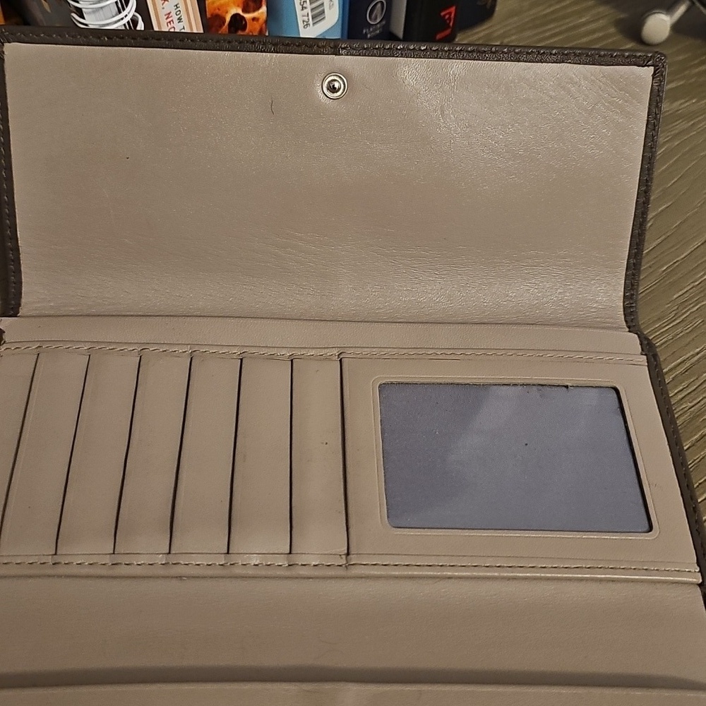 Coach ASHLEY TRI FOLD LONG WALLET - Picture 8 of 13